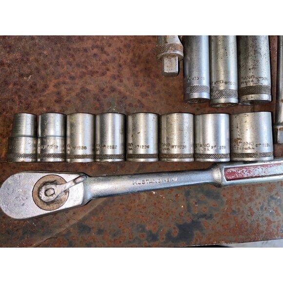 Vintage Mustang MS 41 1/2" Drive SAE Socket Set 13-Piece Chrome Vanadium Steel - Picture 2 of 8